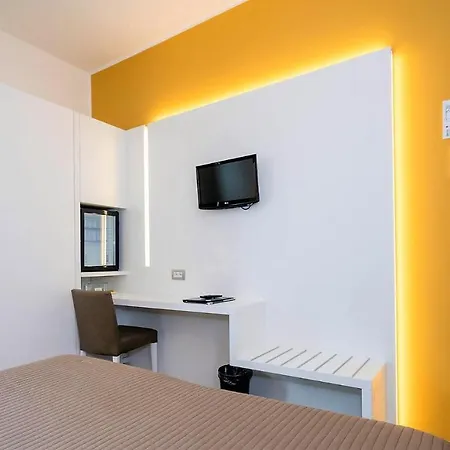 Ξενοδοχείο Giulietta Romeo Λατζίζε