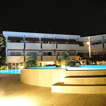 Giulietta Romeo Λατζίζε