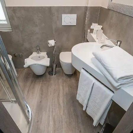 Giulietta Romeo ラツィーゼ