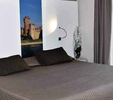 Giulietta Romeo ホテル 3*