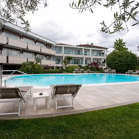 Giulietta Romeo ホテル ラツィーゼ