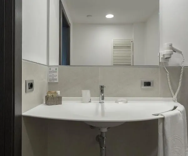 Giulietta Romeo Hotel 3*