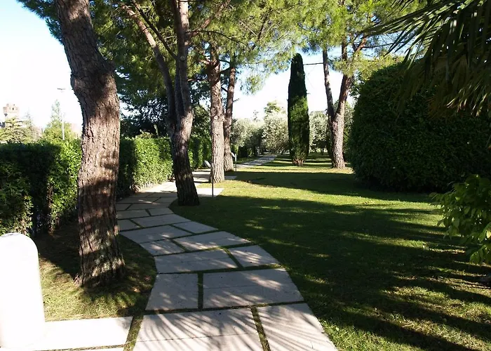 Giulietta Romeo Hotel Lazise