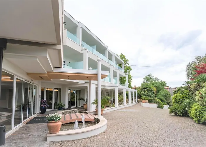 Giulietta Romeo Hotel Lazise