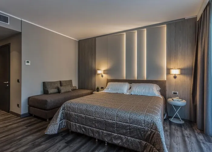 Giulietta Romeo 3* Lazise