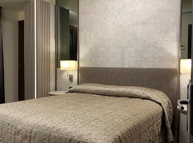 Giulietta Romeo 3* Lazise